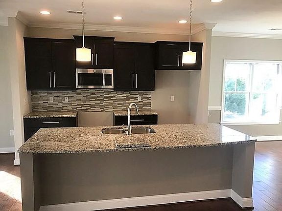 4th image of 53 Ventura Ct