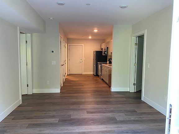 4th image of 200 Danbury Rd #2201