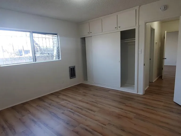 1926-1930 W Jefferson Blvd #30-3 — Photo 10