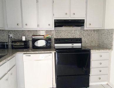 6937 Bay Dr APT 409, Miami Beach, FL, 33141