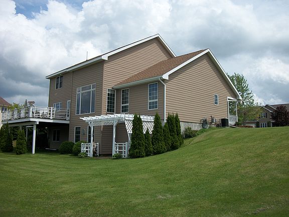 2nd image of 13 Shoreline Dr