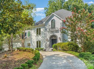 6908 Cameron Glen Dr, Charlotte, NC 28210