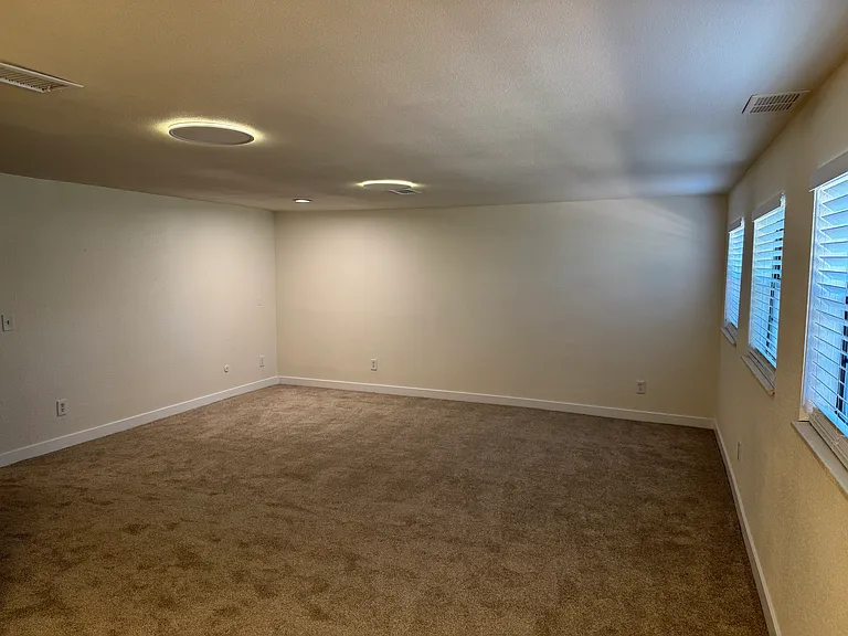6491 S Dayton St — Photo 25