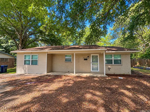 28 Meadowbrook Dr, Conway, AR 72032