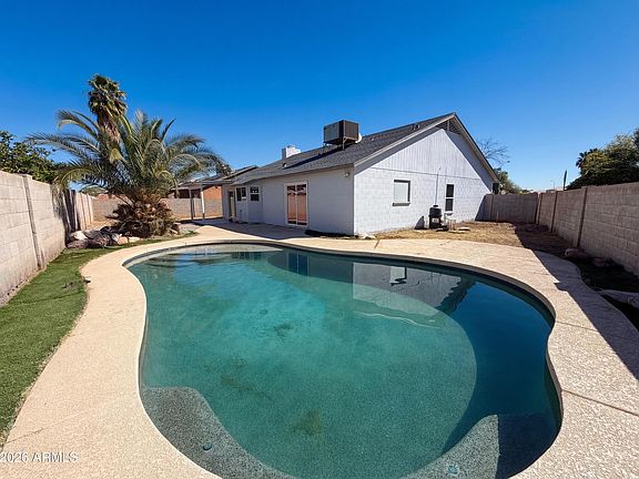 5th image of 1802 N 89TH Avenue