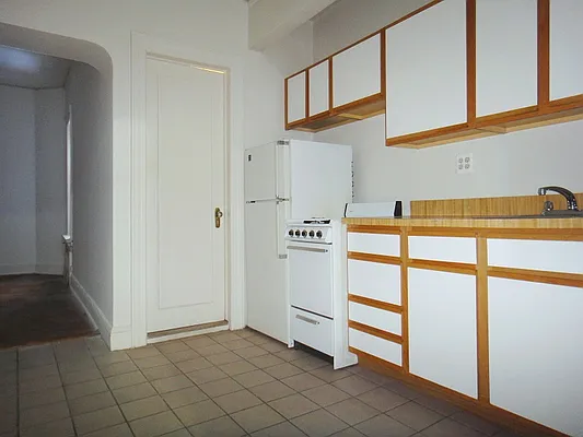 Rented by Balass Ralph, LREB | media 11