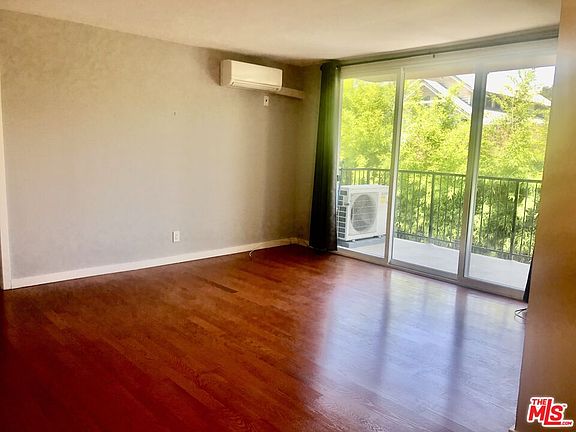 5th image of 1115 Cordova St APT 117