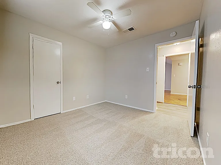 20419 Bishops Gate Ln — Photo 13
