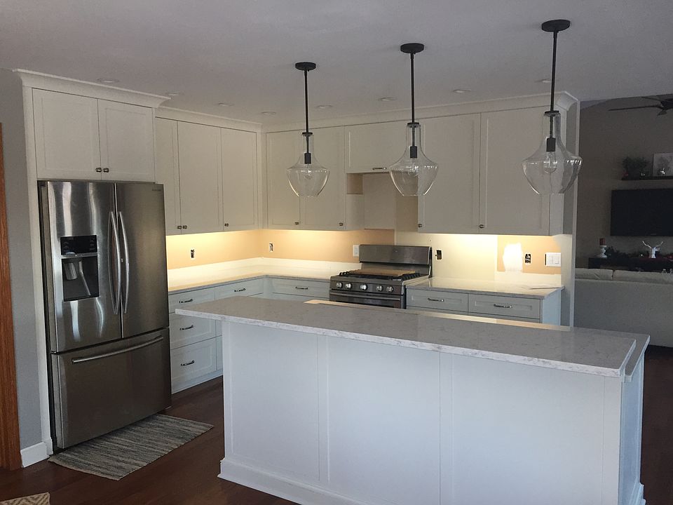 2nd image of S73W14855 Cherrywood Dr