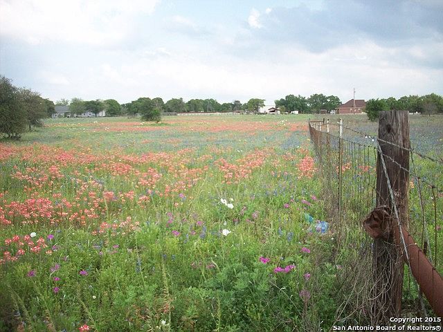 1st image of 3098 Interstate 35 N