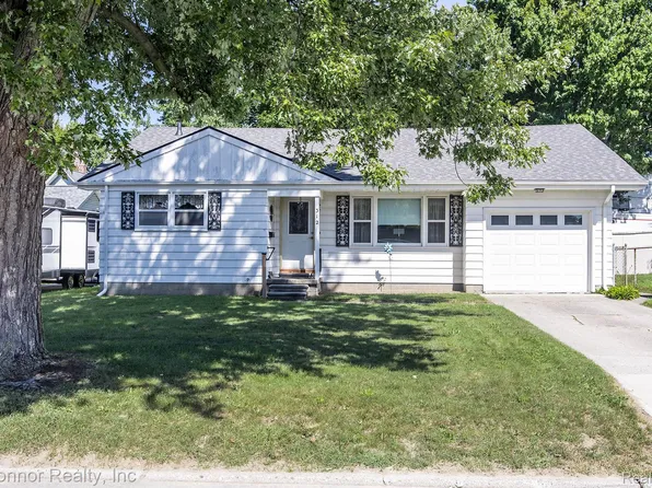 312 Witherell St, Saint Clair, MI 48079