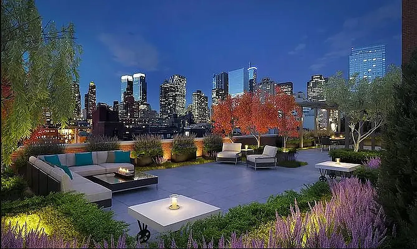 432 West 52nd Street — Photo 2