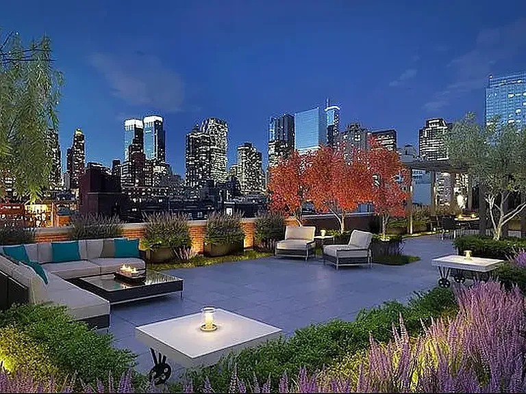 432 W 52nd St #2H — Photo 2