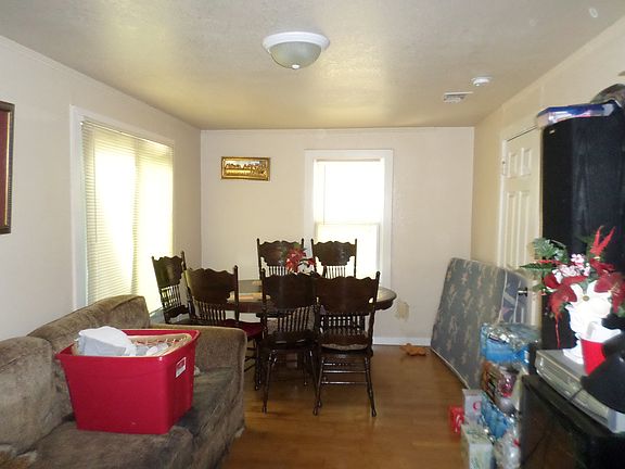 5th image of 2443 N Cherokee Ln