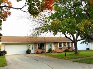 3093 Yorkshire Dr, Bay City, MI