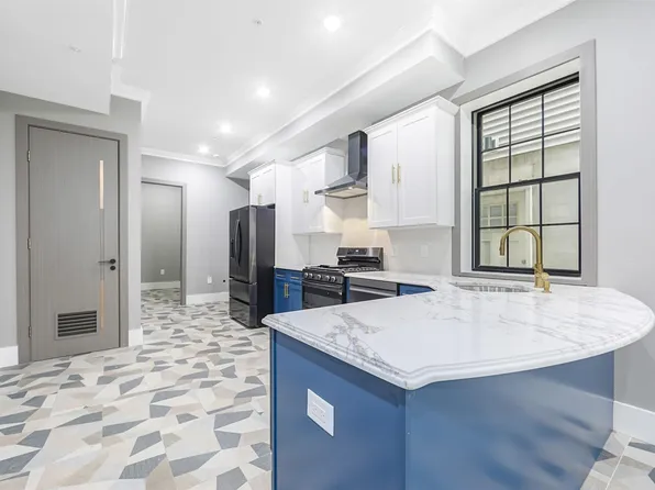 24 Romaine Avenue image 13 of 27