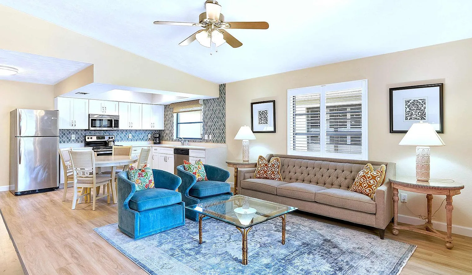 3 bed, 2.0 bath, 1550 sqft, $3,482 — Photo 3