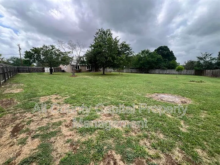 204 Quail Meadow Dr — Photo 26