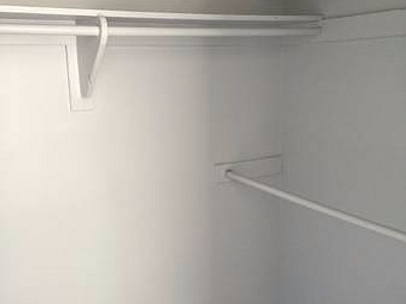 3rd image of 212 Park Terrace Ct SE APT 68