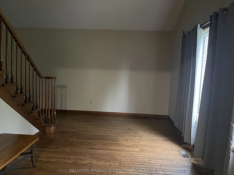 101 Castlegrove Blvd — Photo 16