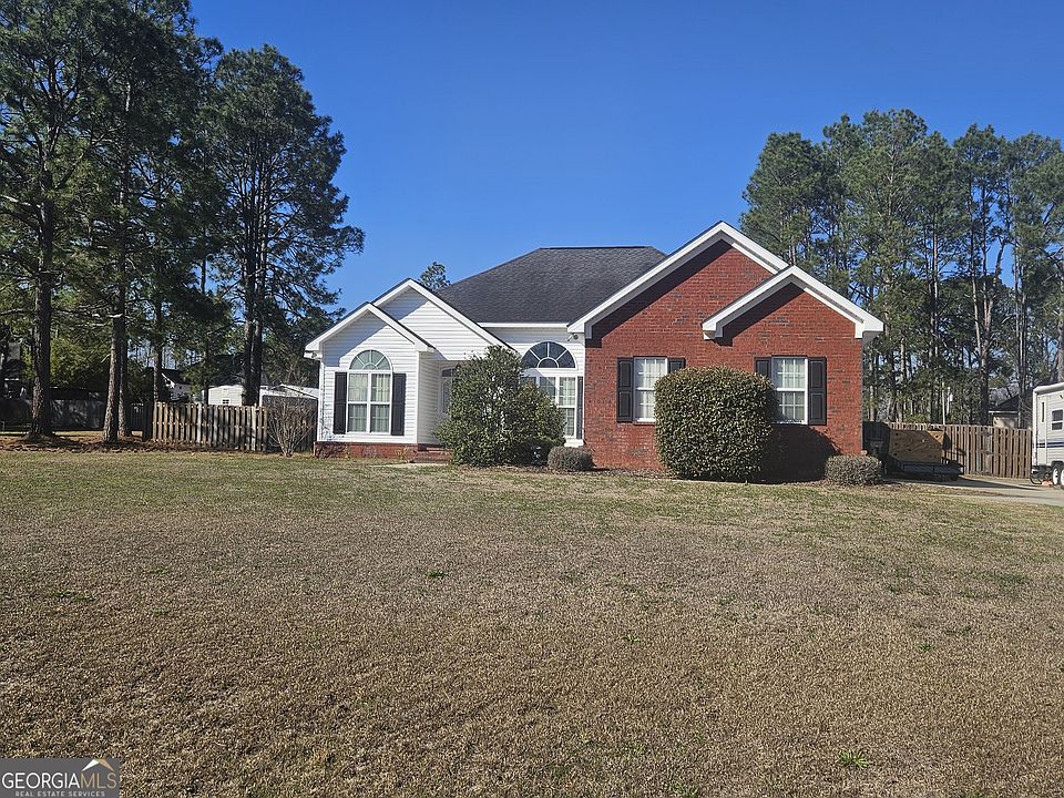 1st image of 2031 Pinemount Blvd