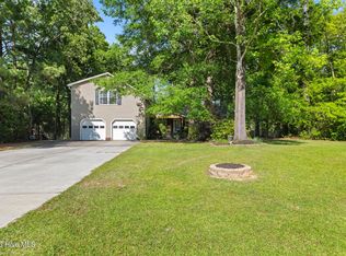 346 Knollwood Dr, Hampstead, NC 28443