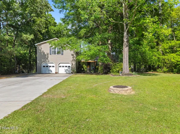 346 Knollwood Drive, Hampstead, NC 28443