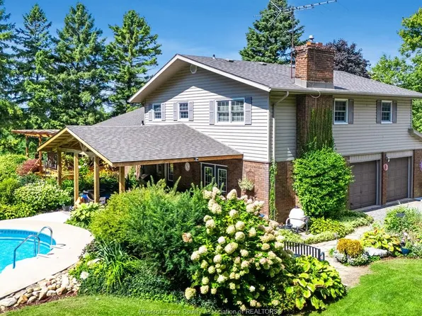 863 Road 6 E, Kingsville, ON N0P 2G0