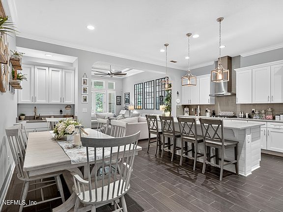 5th image of 133 Crestway Ln