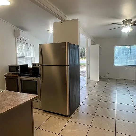 211 NW Highway 441 — Photo 37