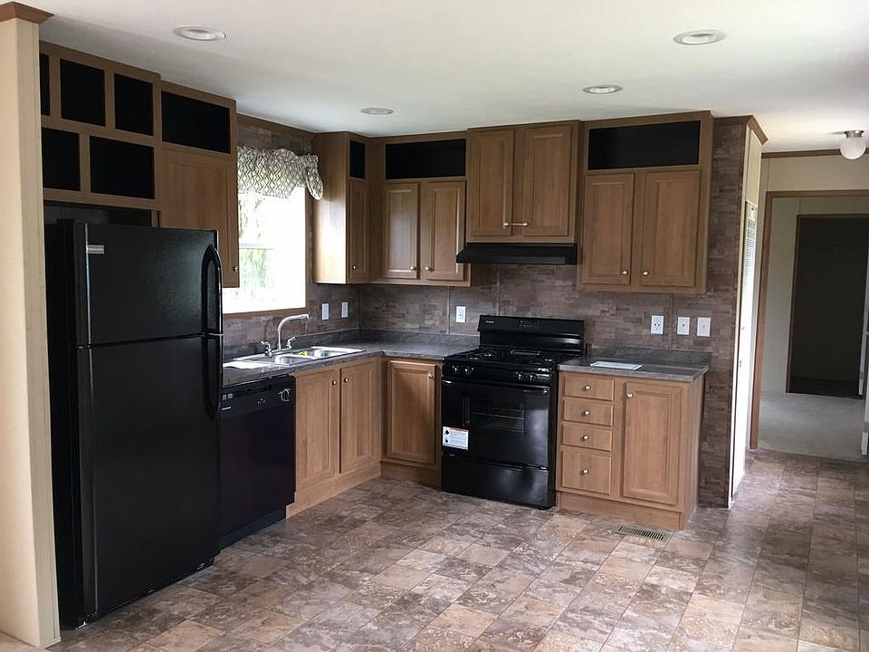 1st image of 37 Hurd St Lot 5