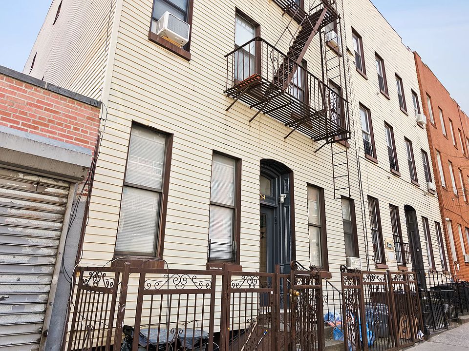 1st image of 264 Jefferson St