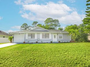 1041 SW Longfellow Rd, Port Saint Lucie, FL 34953