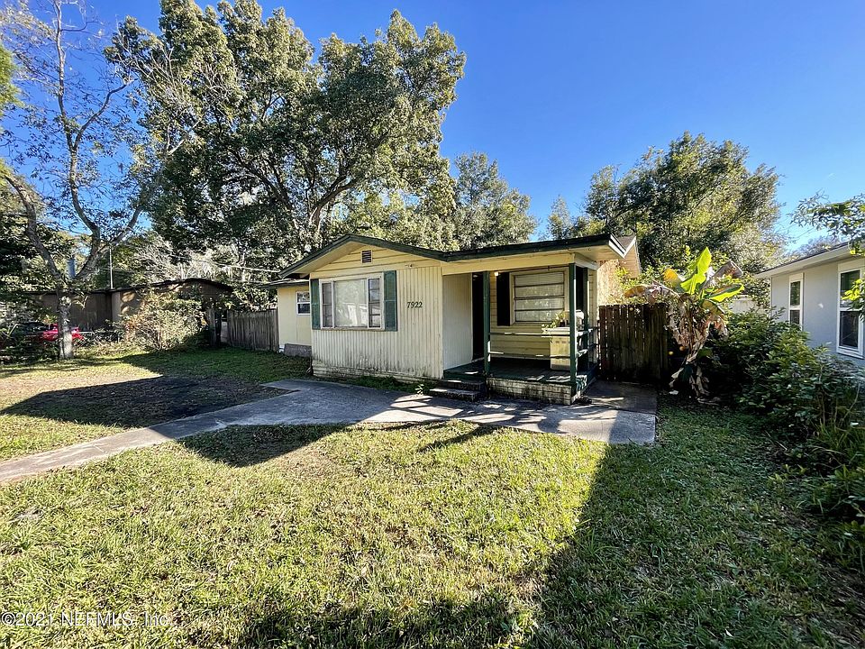 1st image of 7922 Cocoa Ave
