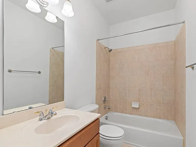 111 Sir Walker Ln — Photo 26