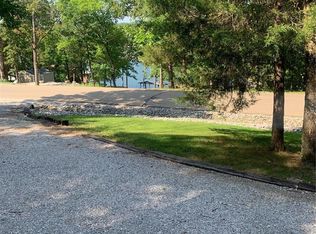 2151 Port Perry Dr, Perryville, MO 63775
