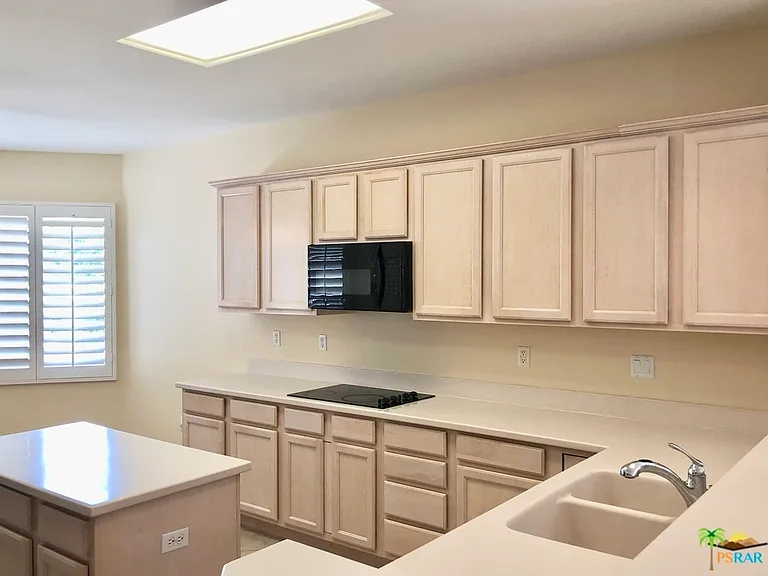78817 Abalone Way — Photo 3