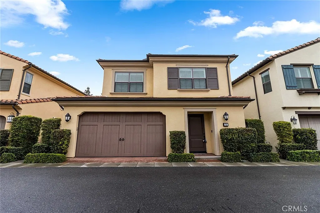 3 bed, 2.5 bath, 1846 sqft, $4,700 — Photo 1