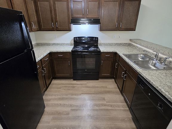 4th image of 1415 Center Point Rd NE Unit 307