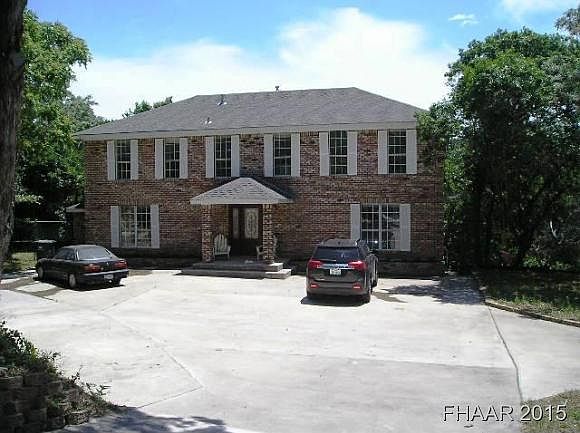 1st image of 3009 White Oak Dr