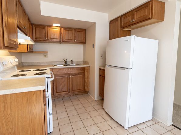 Hartford Square Townhouses | 402 Hartford Sq, New Kensington, PA