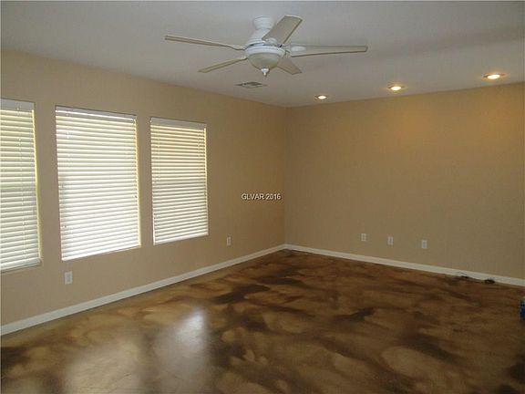 5th image of 572 Caribbean Palm Dr #0