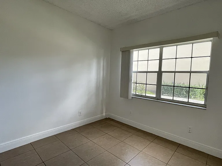 661 Cypress Lake Blvd #I20 — Photo 6