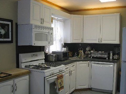 3rd image of 39 Primrose Dr