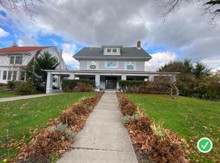 33 Woodford Rd, Deal, NJ 07723