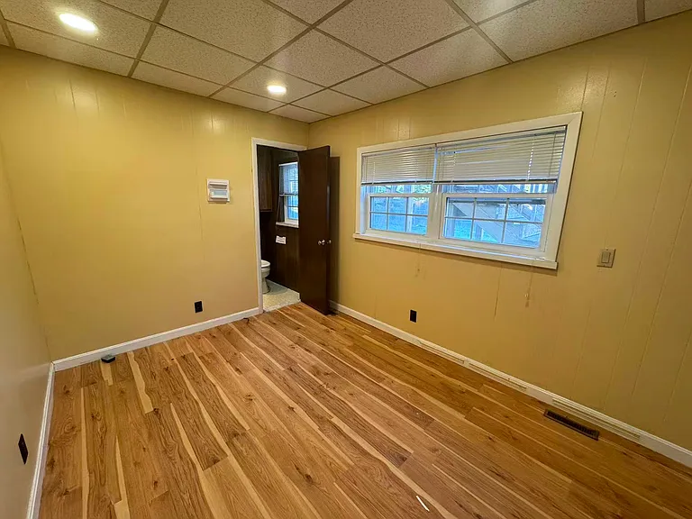 23 Gardner Ave #23 — Photo 2