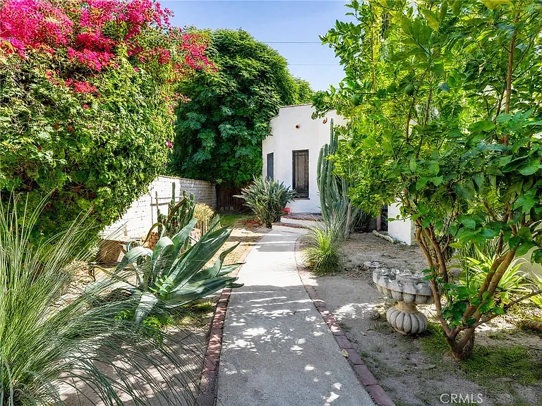 22028 Covello St #A & B — Photo 7