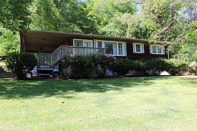 1st image of 14 Lakeview Dr N
