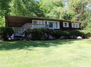 14 Lakeview Dr N, Marion, NC 28752