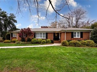 1048 Coddington Pl, Charlotte, NC 28211